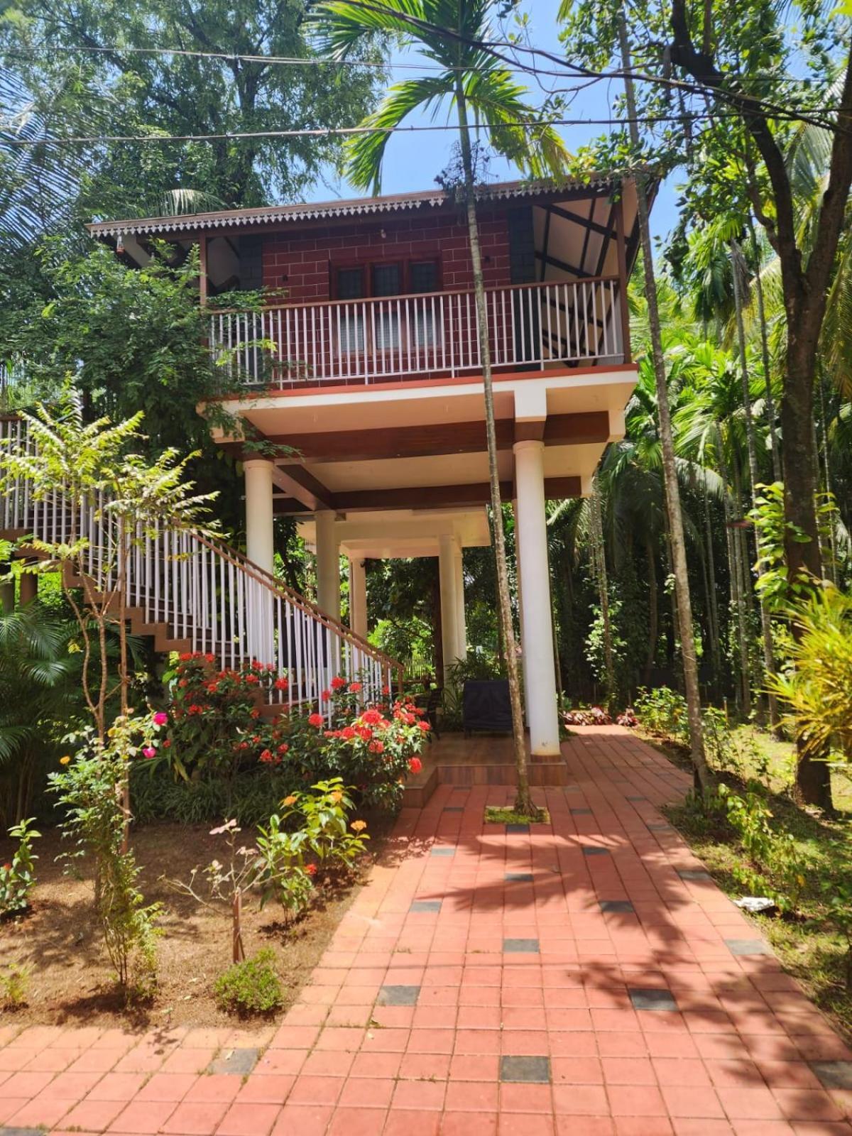 Serenity Villa And Treehouse Palakkad Buitenkant foto